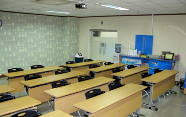 왼쪽의 작은 이미지에 마우스를 가져가면 큰 이미지로 보실수 있습니다.